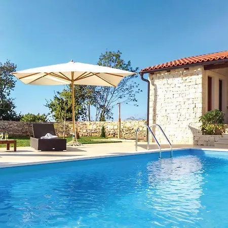 Charmante Histra Mit Pool Und Grossem Garten Prázdninový dům *