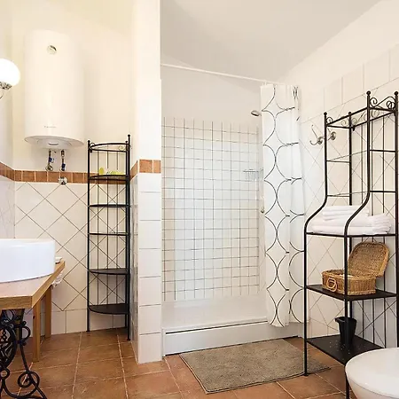 Charmante Histra Mit Pool Und Grossem Garten Prázdninový dům *